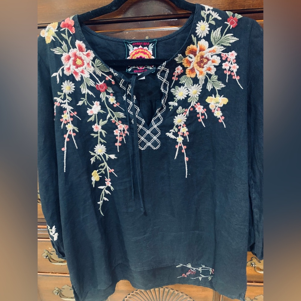Johnny Was Black Floral Embroidered Top